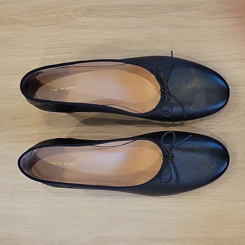 Black Leather Block Round Heel Mansur Gavriel Dream Pump EUC!